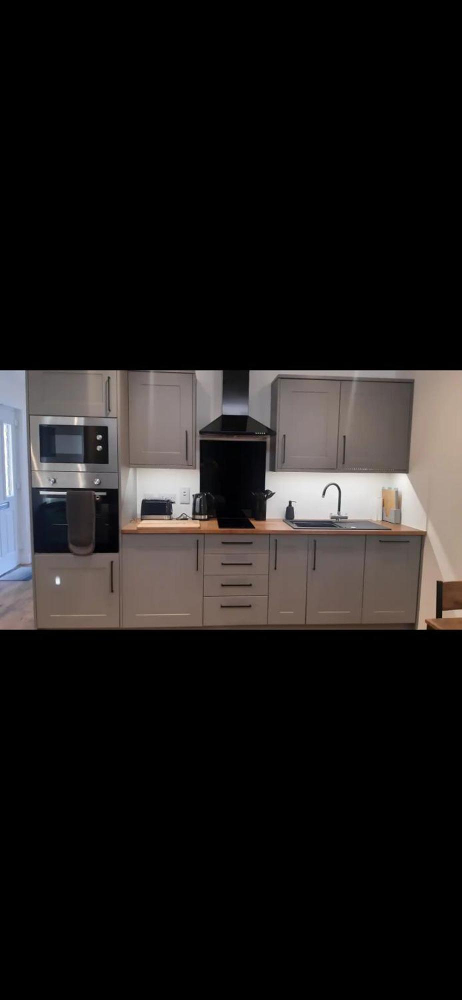 Tramore - Self Contained 1 Bedroom Unit - King Size Bed - Free Private Parking - 3 Miles From Fort William High Street Esterno foto